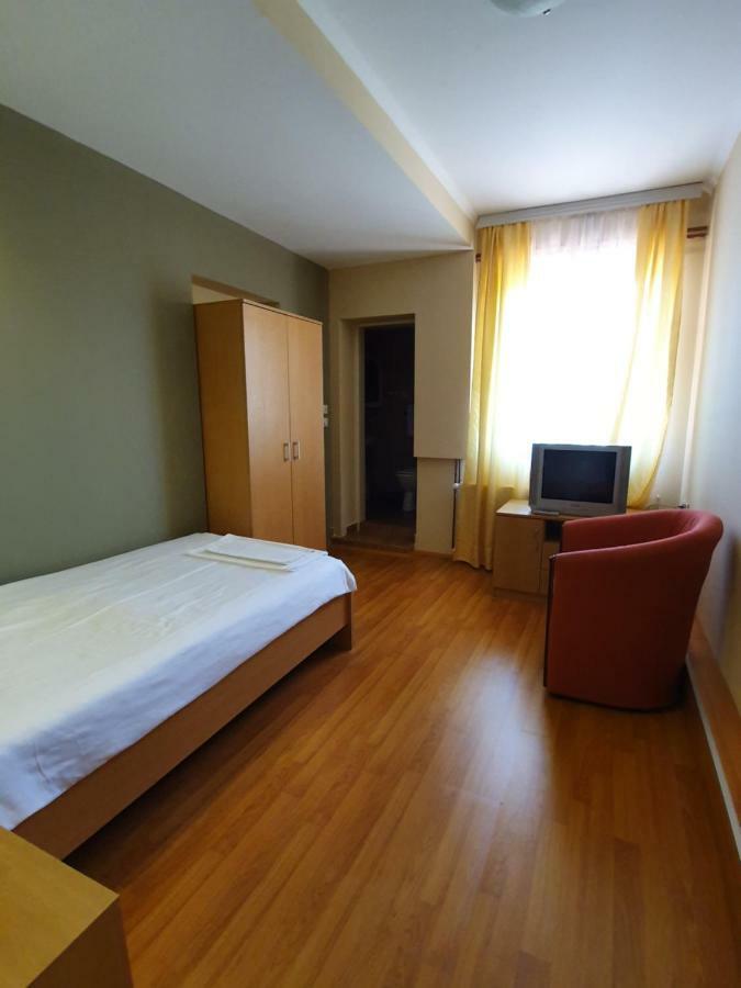 Kompleks Fontana Vladicin Han Bagian luar foto